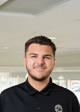 Staff member Shane Donaldson from ID_192fc1