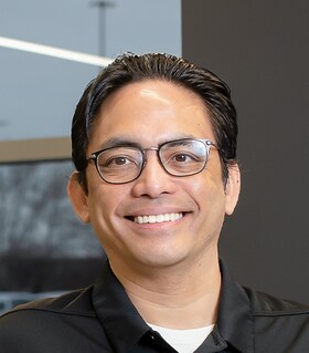 Staff member Eduardo Dancel from ID_8bb107