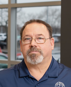 Staff member Ken Pelc from ID_71595c