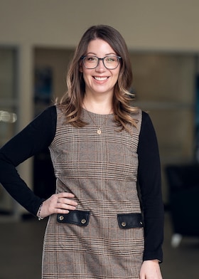 Staff member Angie Jack from ID_92123e