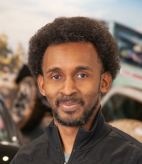 Staff member Jairo Mulrain from ID_e95386