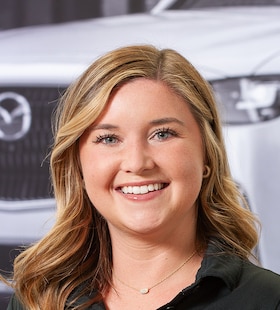 Staff member Sara Williams from ID_088d34