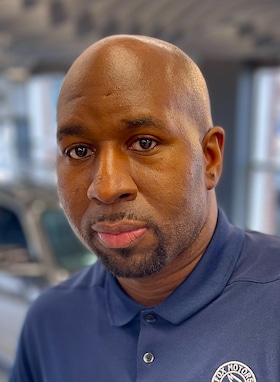 Staff member Rashon Perry from ID_c45908