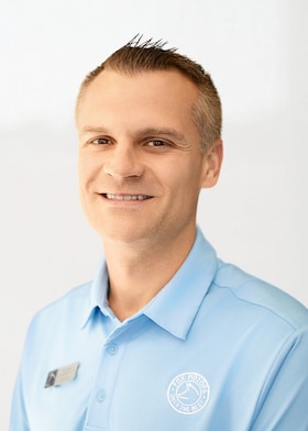 Staff member Jeff Babb from ID_8a1499