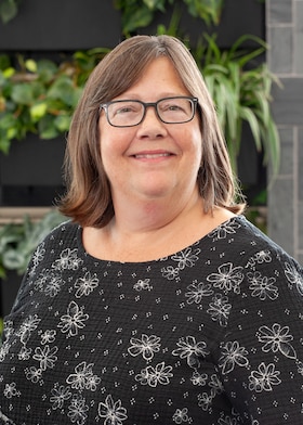 Staff member Barb Weiblen from ID_34d535