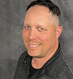 Staff member Steven Wcisel from ID_ca7d50