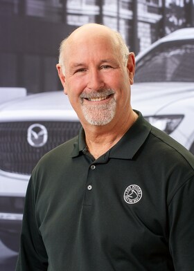 Staff member Mike Doorn from ID_89f6123bdd95