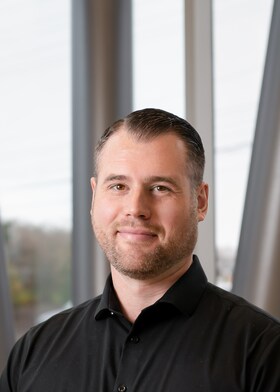 Staff member Andrew Hatch from ID_9e85d3