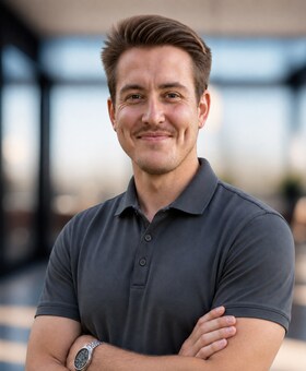 Staff member Adam Smith from ID_b2c1ce