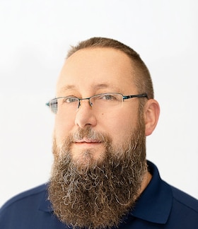 Staff member Kurt Hahn from ID_dda1b7b4fba3