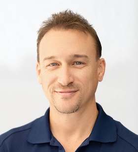 Staff member Joe Coscione from ID_2b886a331ab1