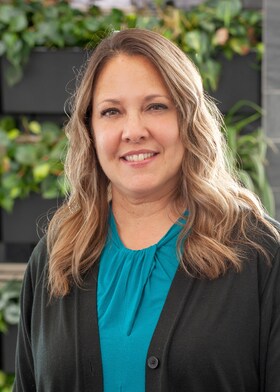 Staff member Heather Cole from ID_4ee3af35c967