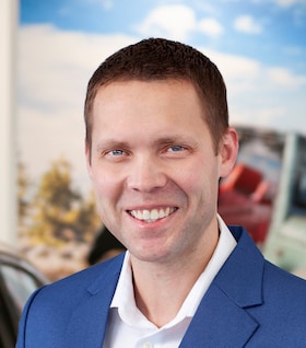 Staff member Rick Holsapple from ID_984322