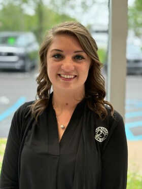 Staff member Carrie Watts from ID_dd7cfc