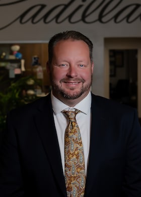 Staff member Eric Boitos from ID_cd427893b8db
