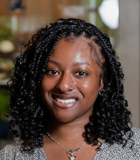 Staff member Kelli Williams from ID_2c8f2f