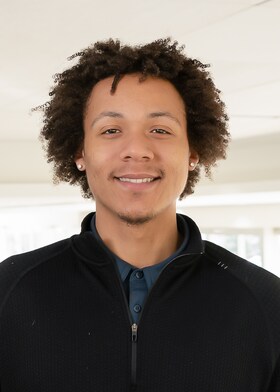 Staff member Alonzo Mitchell from ID_192fc1