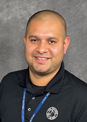 Staff member Edgar Guillen from ID_a5fecd