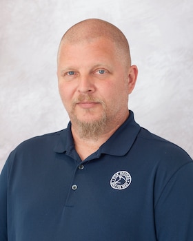 Staff member Vern Hunt from ID_0ca6c9