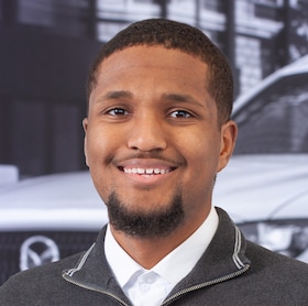 Staff member Hamza Jemal from ID_bb83f9