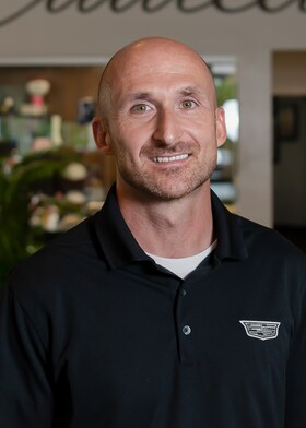 Staff member Tom Eller from ID_453b6cc9cd76