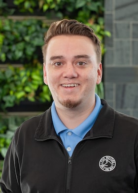 Staff member Lucas Hirt from ID_38d563f10ef1