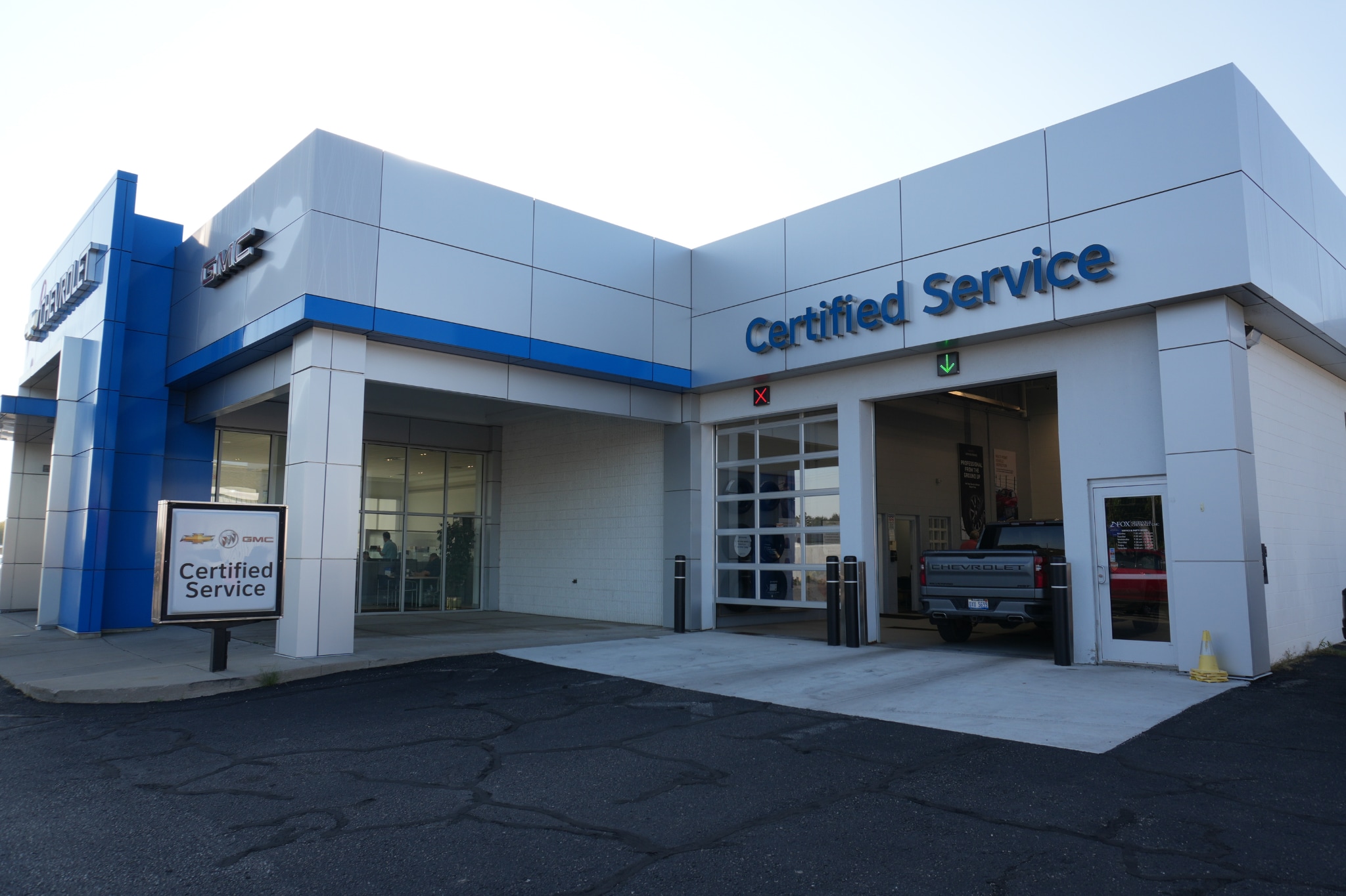 Fox%20Greenville%20Chevrolet%20GMC%20Service%20Lanes%20Customer%20Entrance.png Fox Greenville Chevrolet GMC Service Lanes Customer Entrance.png