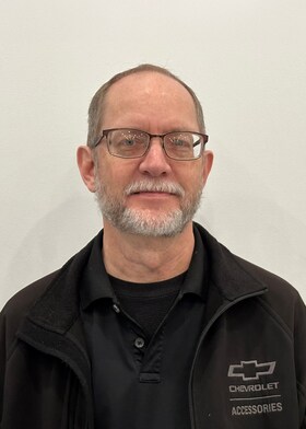 Staff member Gene Uuro from ID_49f29a