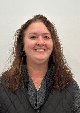 Staff member STEPHANIE LACHANCE from ID_aa6481