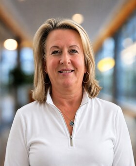 Staff member Amy Carlton from ID_243c57