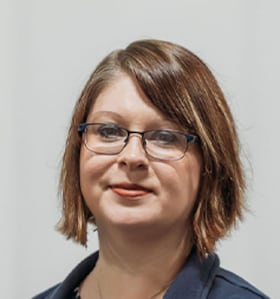 Staff member Alisa Anscomb from ID_8e750cc48473