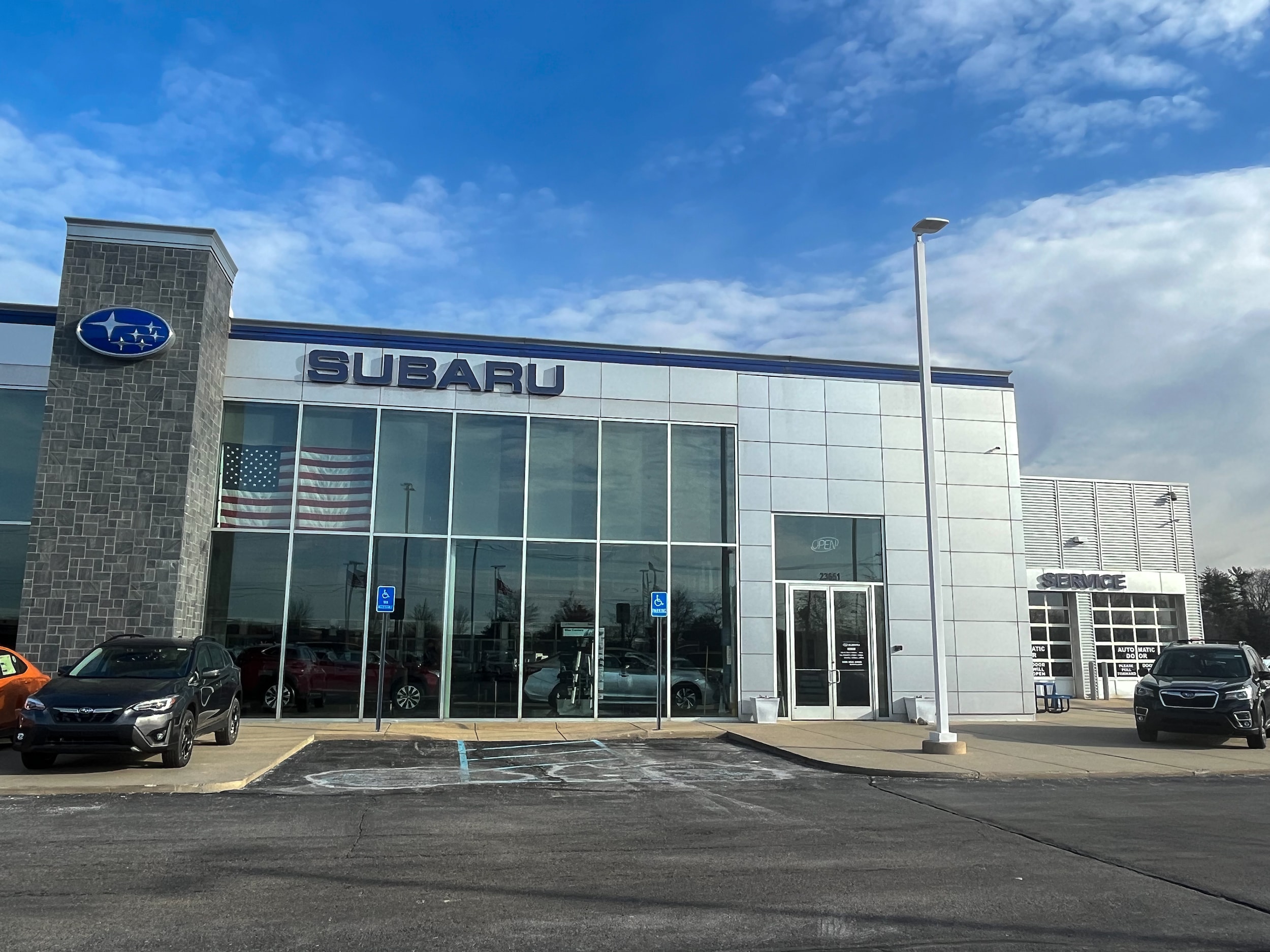 Fox Subaru Macomb Exterior.jpg
