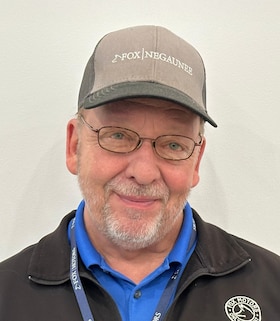 Staff member MARK MILLER from ID_2ad892