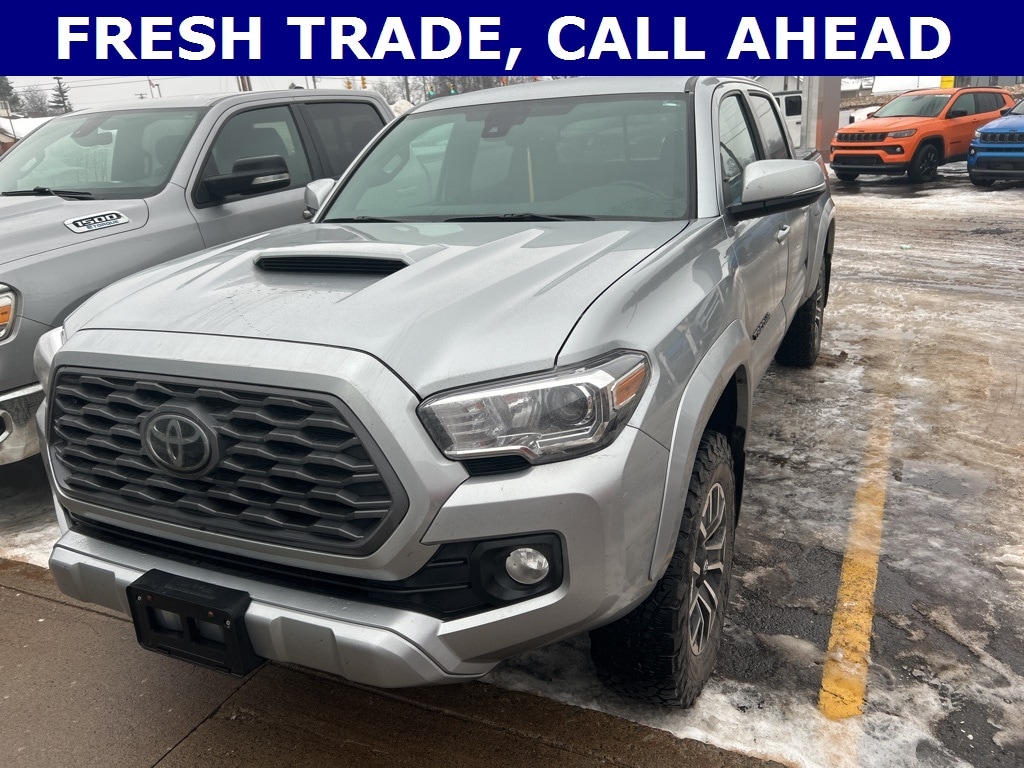 2022 Toyota Tacoma TRD Sport's photo