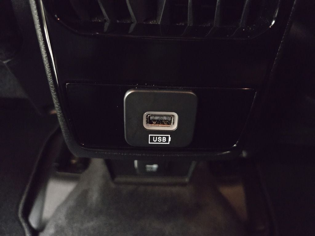Photo 47