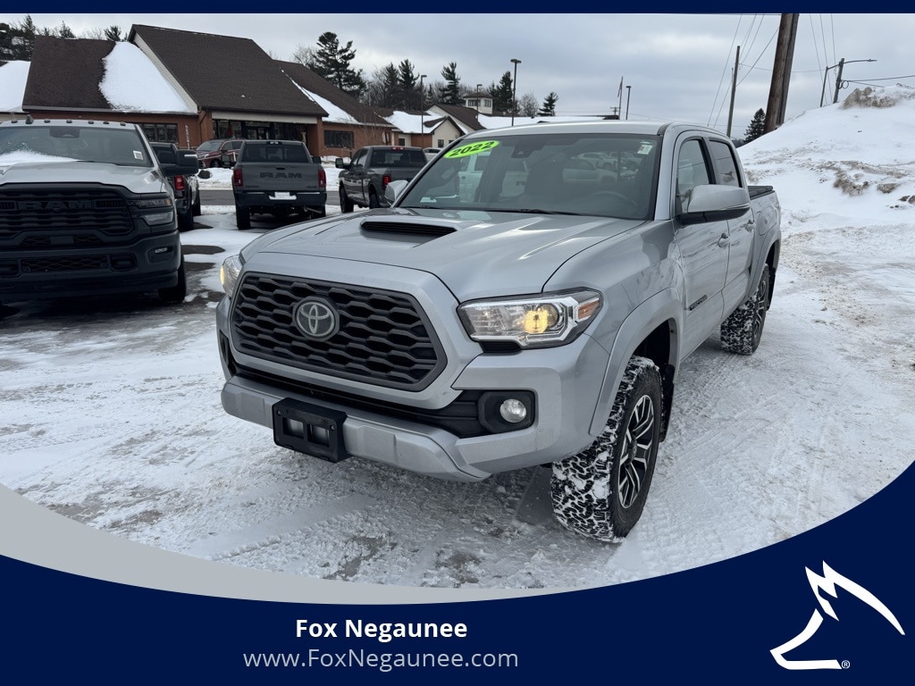 2022 Toyota Tacoma TRD Sport's photo