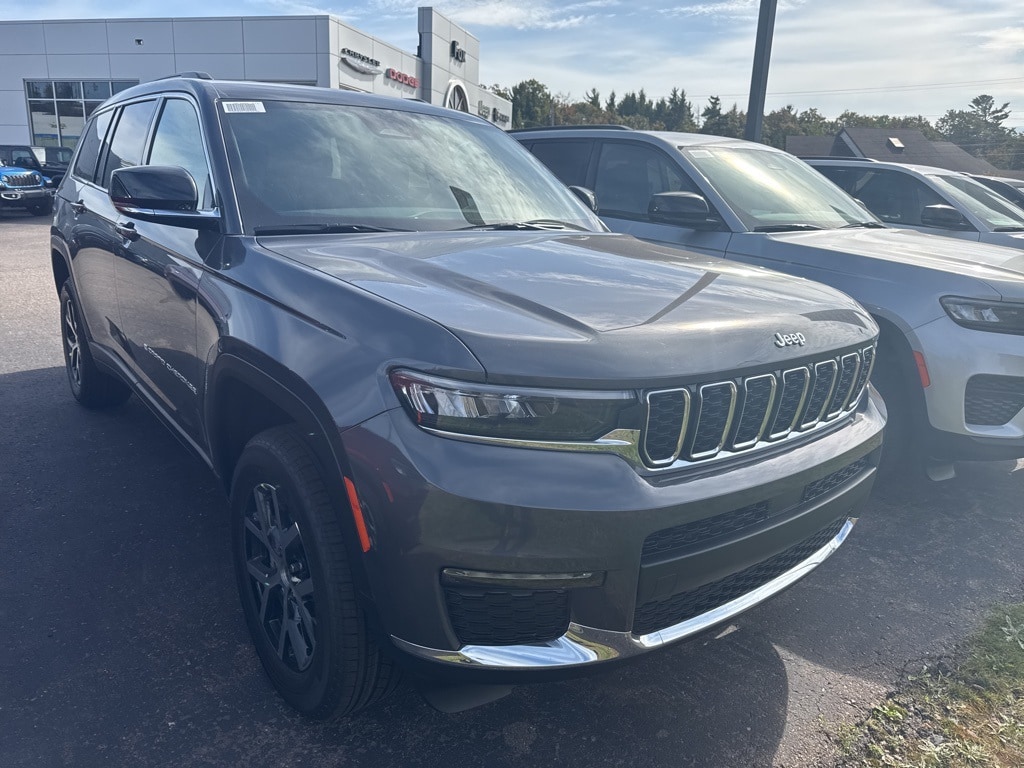 New 2025 Jeep Grand Cherokee L LIMITED 4X4 Sport Utility
