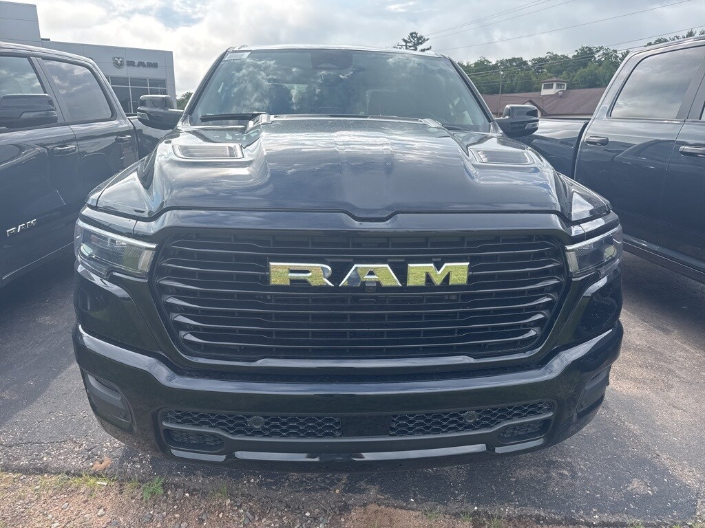 2026 Ram 1500 Laramie photo 2