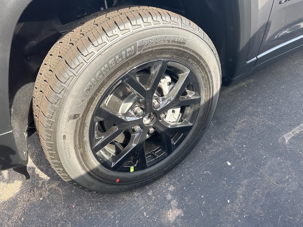 New 2025 Jeep Grand Cherokee ALTITUDE 4X4 Sport Utility