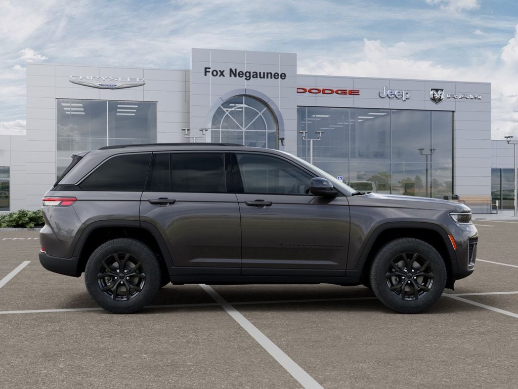 2026 Jeep Grand Cherokee Laredo - Photo 21