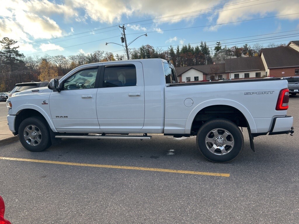 2019 Ram 2500 Laramie photo 2
