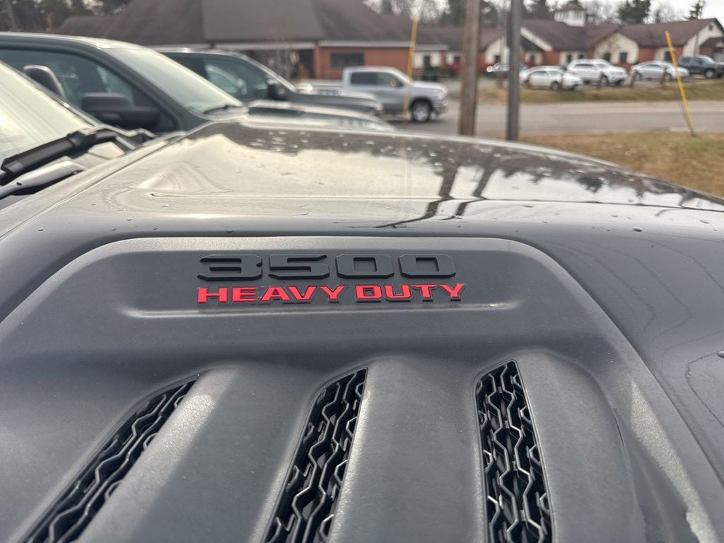 2026 RAM 3500 Laramie - Photo 10