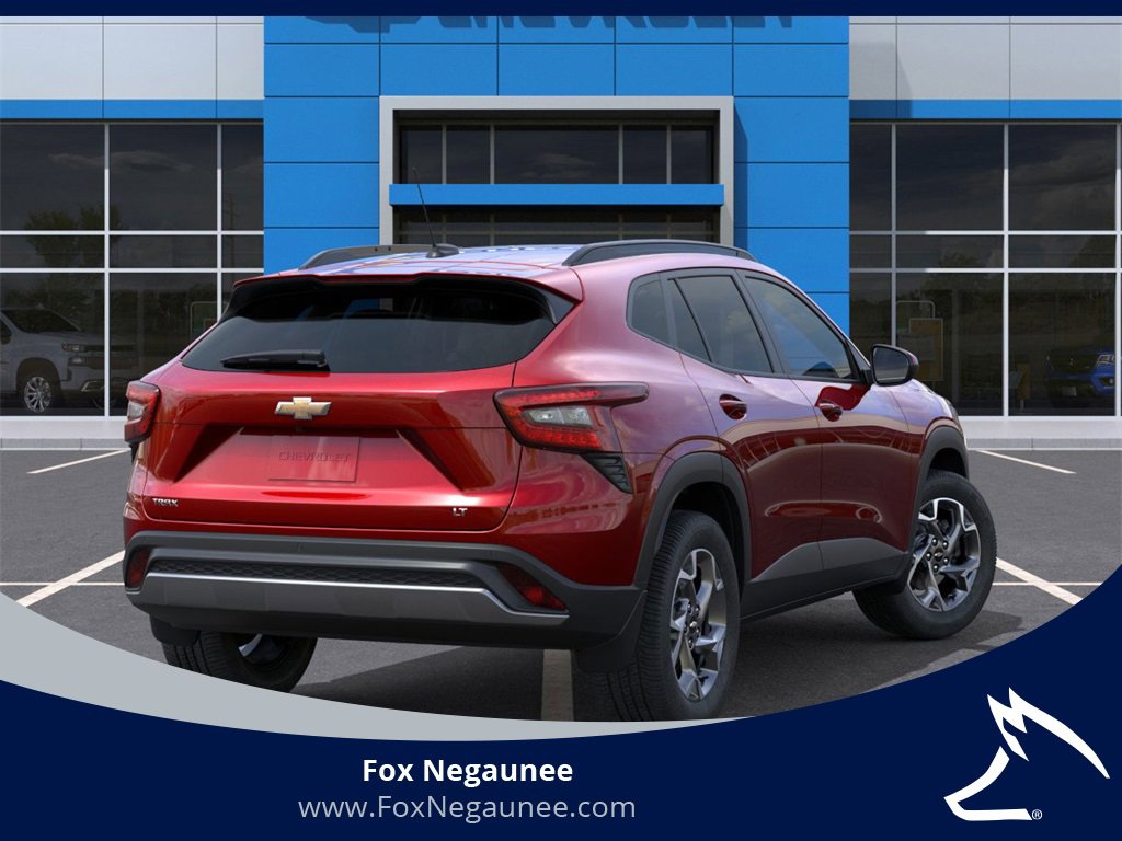 2026 Chevrolet Trax LT photo 3
