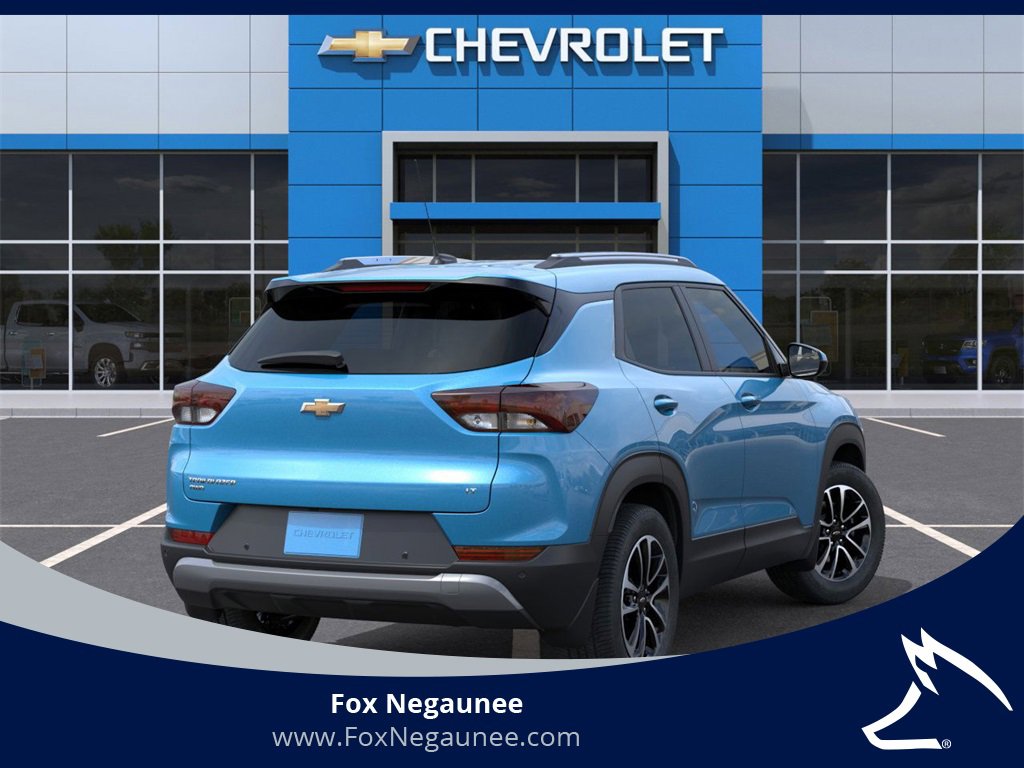 2026 Chevrolet Trailblazer LT photo 2