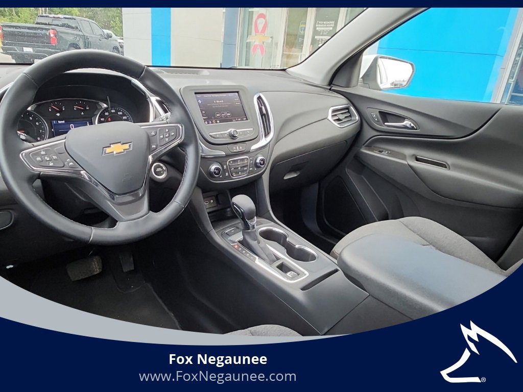 2024 Chevrolet Equinox LT photo 4