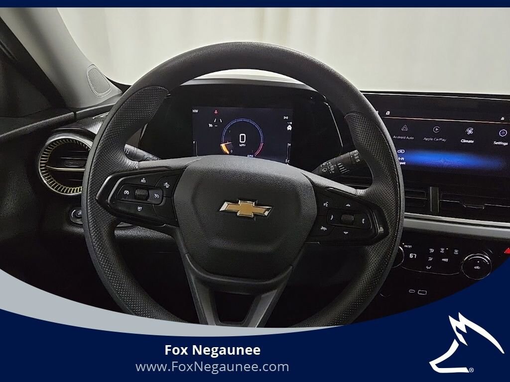 Used 2024 Chevrolet Trax LT SUV