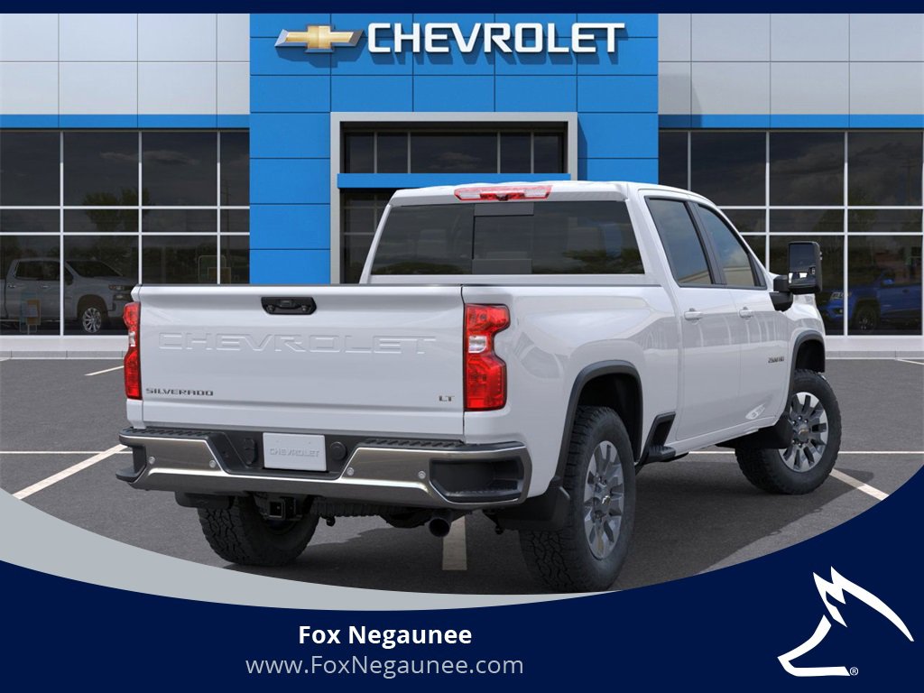 2026 Chevrolet Silverado 2500HD LT photo 4