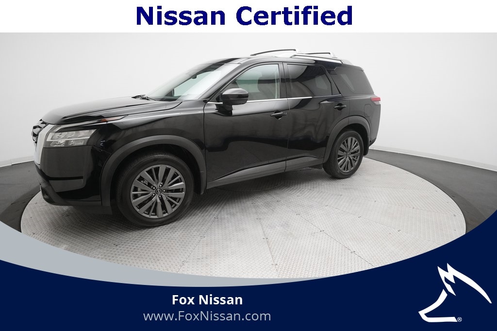 2024 Nissan Pathfinder SL's photo