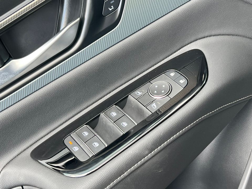 2025 Nissan Murano SL - Photo 14