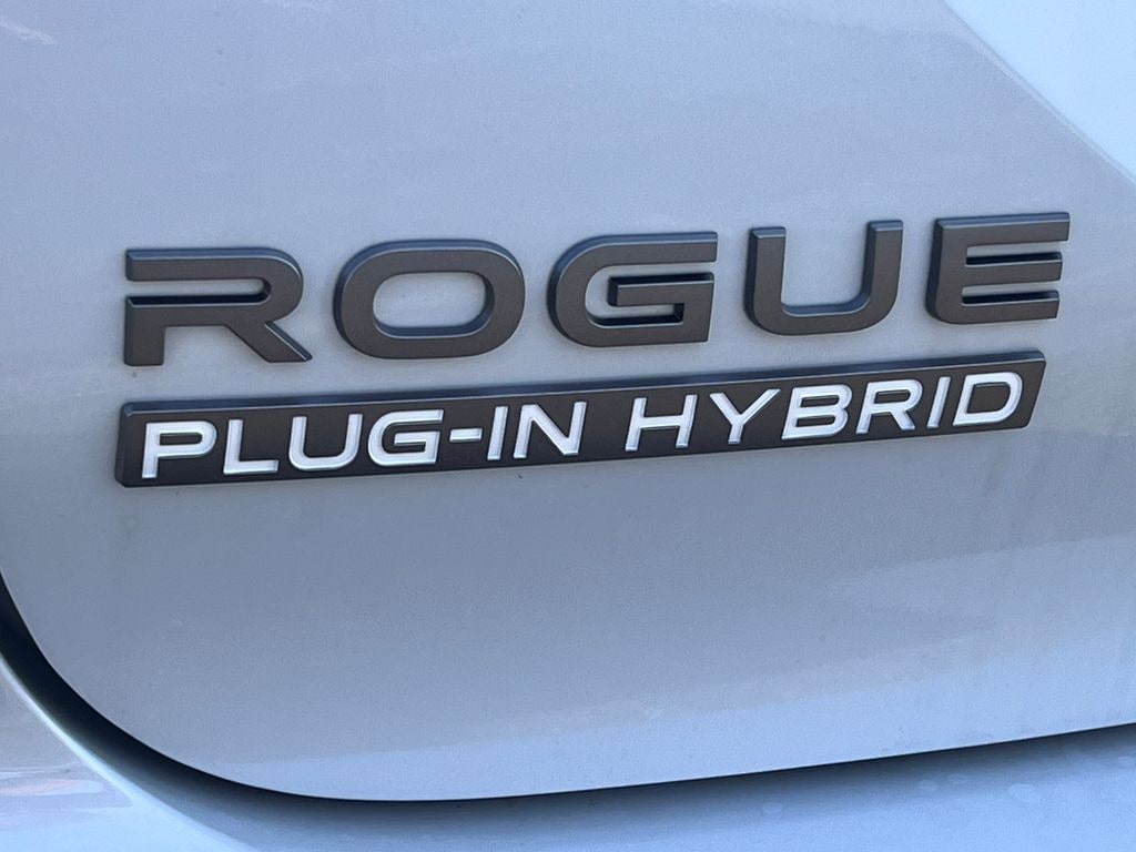 New 2026 Nissan Rogue Plug-In Hybrid SL SUV